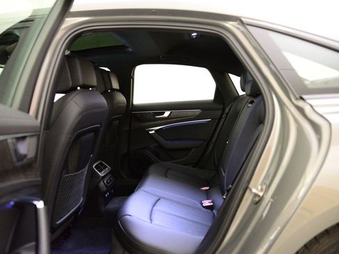 Used 2023 Audi A6 2.0T Premium w/ Convenience Package image 11