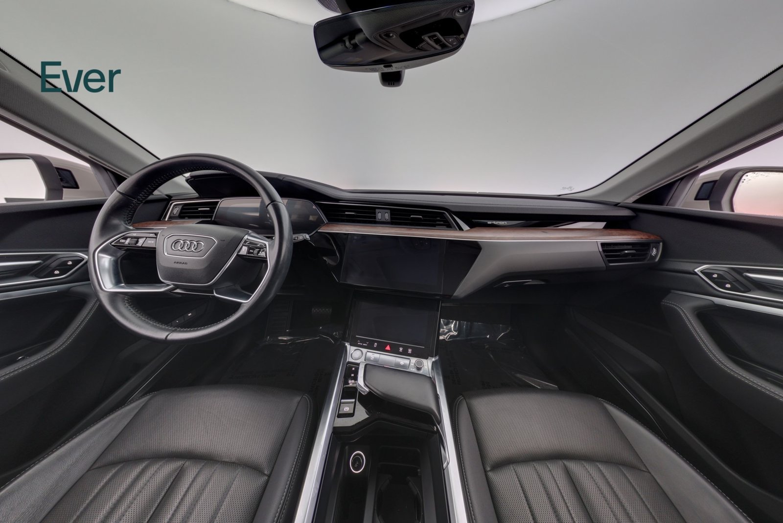 Used 2019 Audi e-tron Premium Plus AWD/4WD image 26