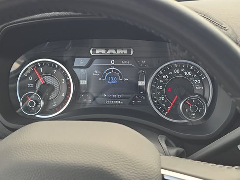 Used 2023 RAM 2500 Laramie w/ Night Edition AWD/4WD image 17