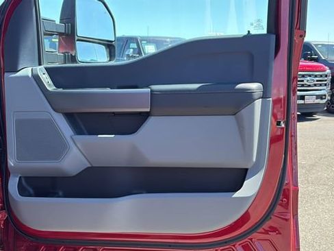 New 2026 Ford F250 XLT w/ FX4 Off-Road Package AWD/4WD image 10