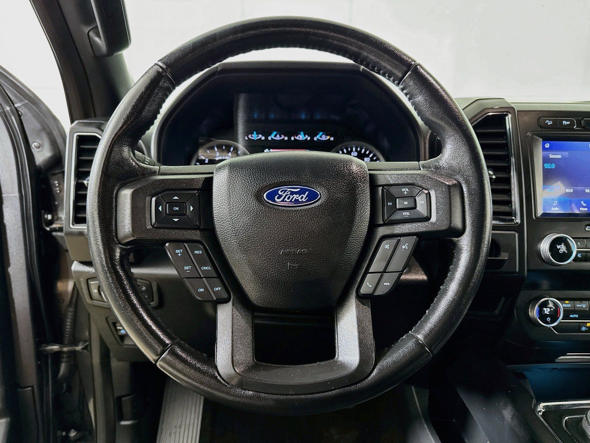 Used 2021 Ford Expedition XL AWD/4WD image 13