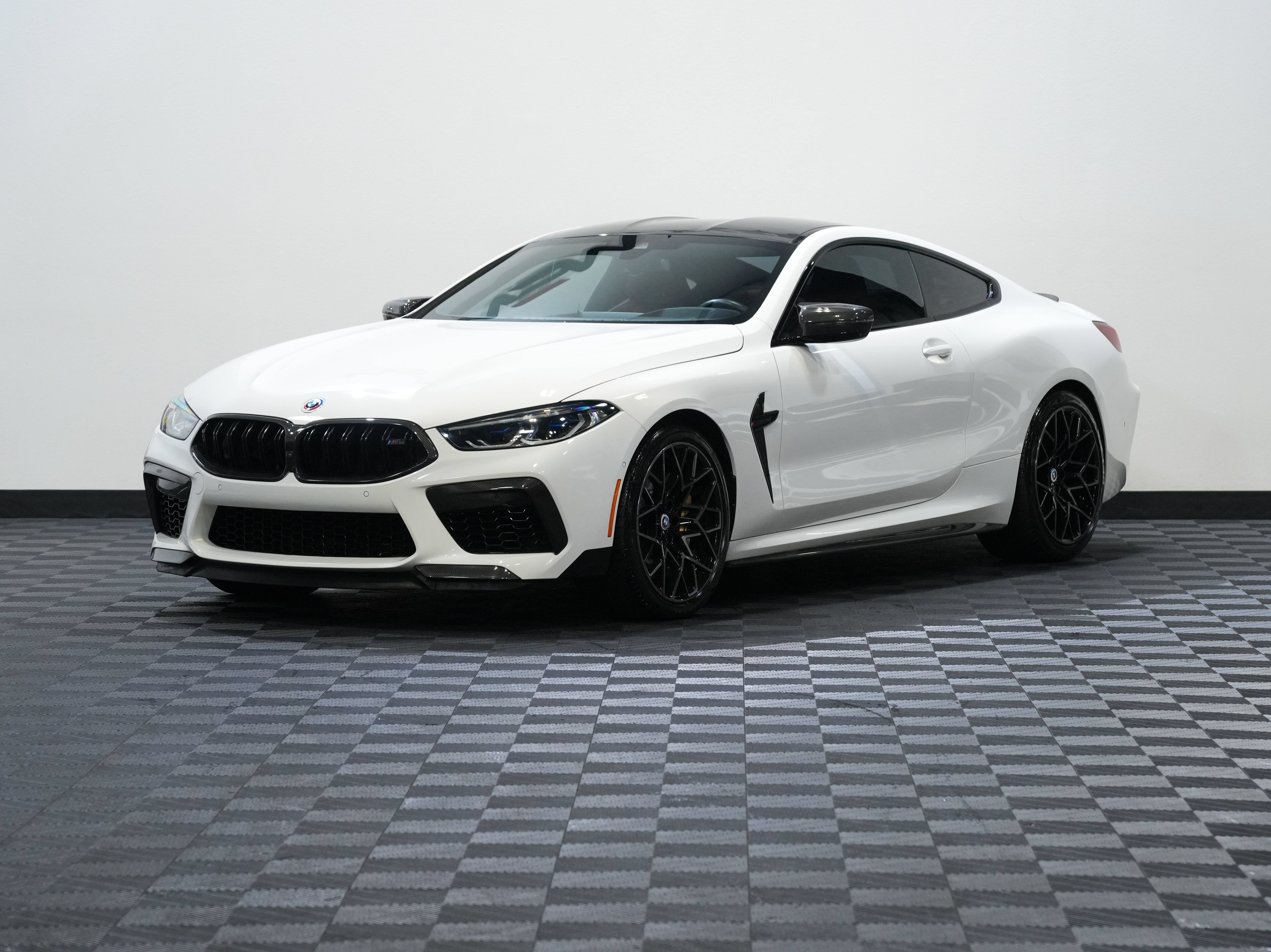 Used 2023 BMW M8 Competition w/ M Carbon Exterior Package AWD/4WD image 3