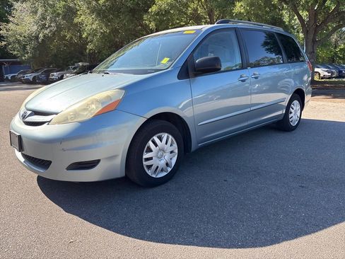 Used 2007 Toyota Sienna CE image 18