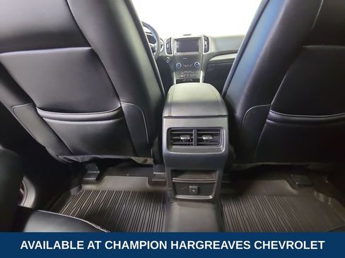 Used 2020 Ford Edge SEL w/ Cold Weather Package AWD/4WD image 29