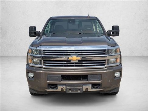 Used 2015 Chevrolet Silverado 2500 High Country w/ Duramax Plus Package image 2