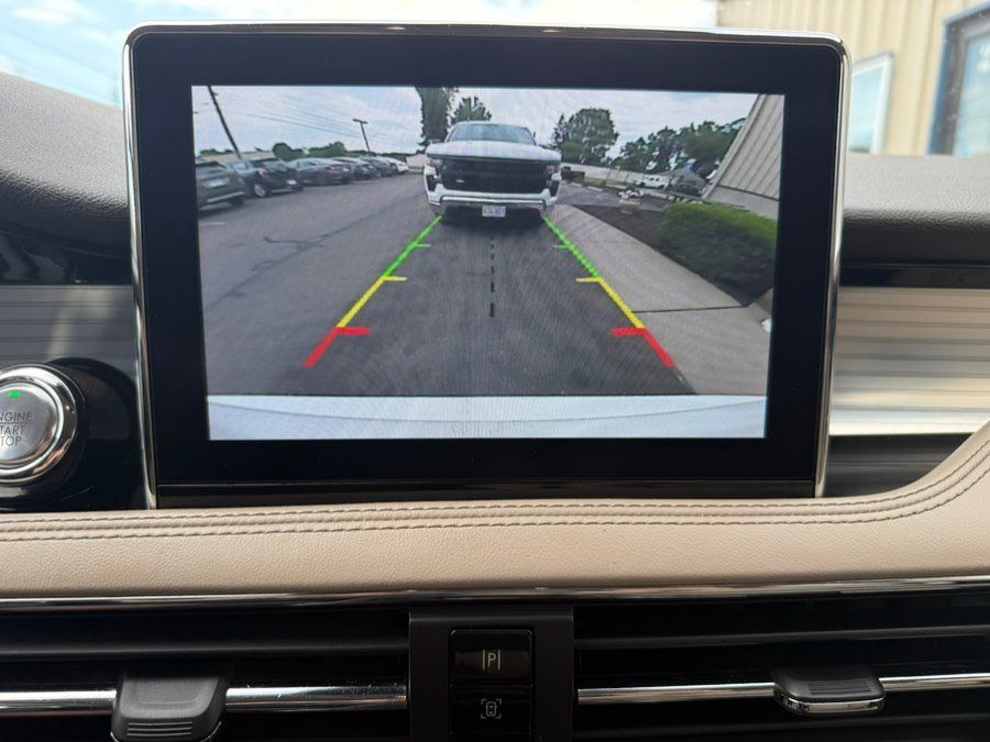 Used 2020 Lincoln Corsair AWD w/ Premium Package image 19
