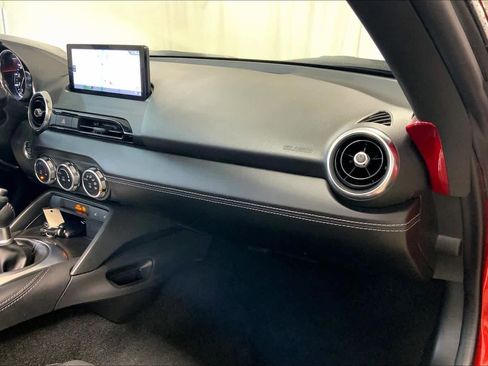 Used 2025 MAZDA MX-5 Miata Grand Touring image 11