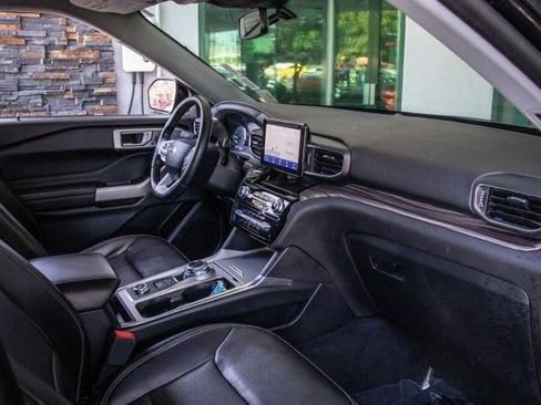 Used 2023 Ford Explorer Limited w/ Equipment Group 301A image 18