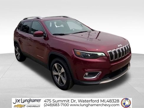 Used 2019 Jeep Cherokee Limited w/ Technology Group AWD/4WD image 2