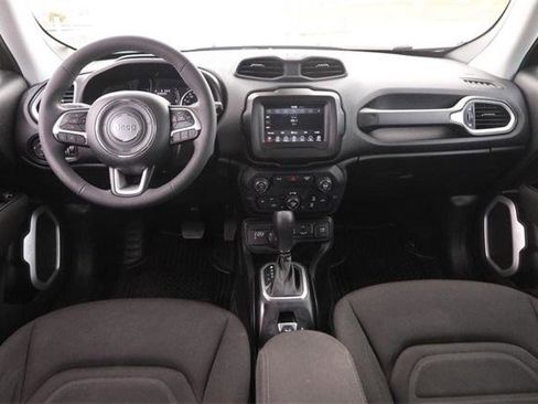 Used 2019 Jeep Renegade Latitude image 21