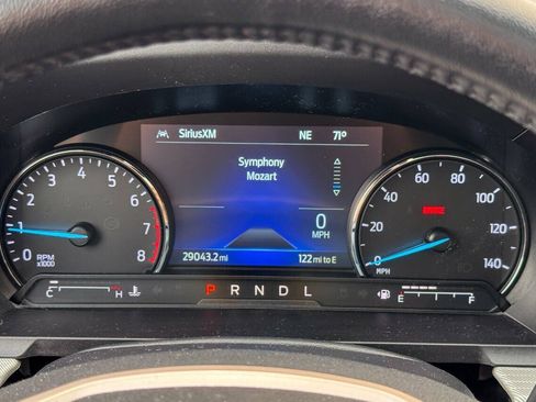 Used 2022 Ford Explorer XLT w/ Equipment Group 202A AWD/4WD image 29