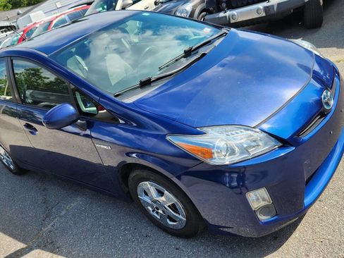 Used 2011 Toyota Prius One image 19