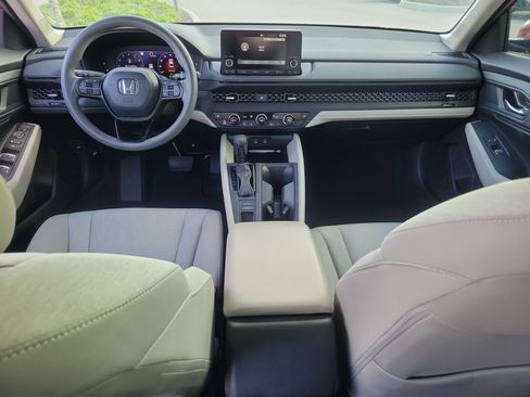 Used 2023 Honda Accord EX image 15
