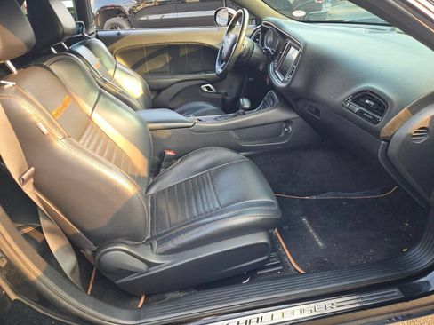 Used 2015 Dodge Challenger R/T Plus RWD image 4