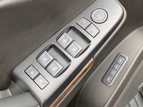 Used 2020 Chevrolet Tahoe LT AWD/4WD image 12