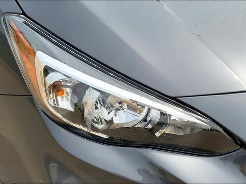 Used 2018 Subaru Impreza 2.0i Premium AWD/4WD image 25