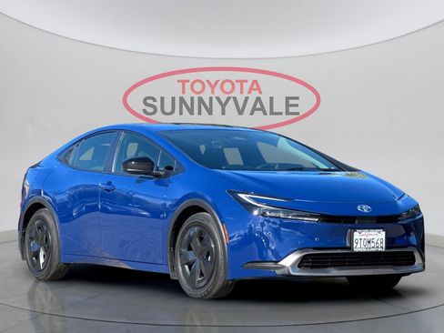 Used 2025 Toyota Prius Plug-In Hybrid image 10