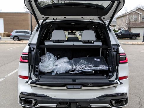 New 2026 BMW X7 xDrive40i w/ M Sport Package image 27