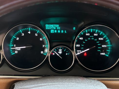 Used 2013 Buick Enclave Leather FWD image 26