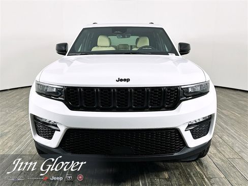 New 2025 Jeep Grand Cherokee Limited w/ Black Appearance Package image 6
