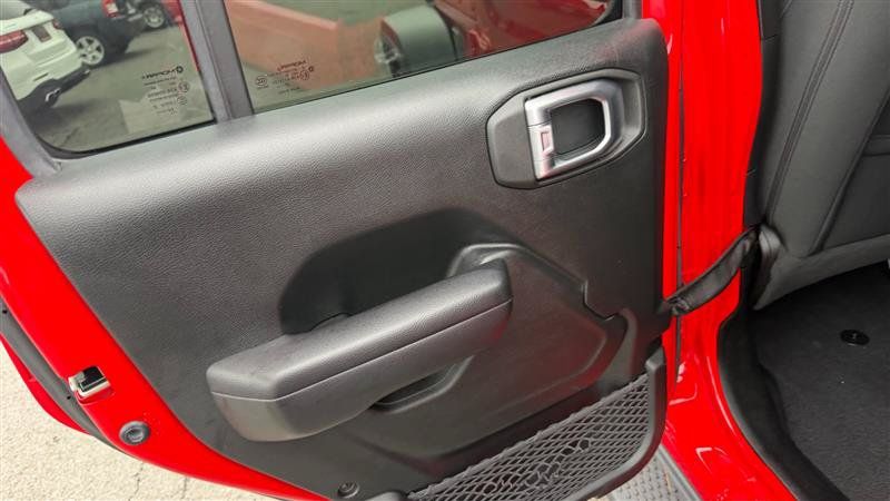 Used 2021 Jeep Wrangler 4WD Unlimited Sport image 17