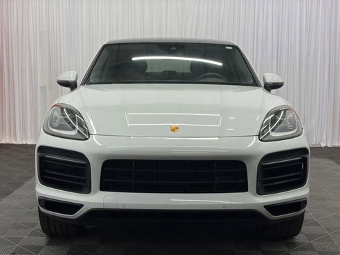 Used 2022 Porsche Cayenne Platinum Edition AWD/4WD image 3