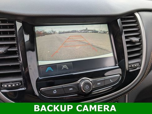 Used 2017 Chevrolet Trax LT w/ LT Convenience Package image 3
