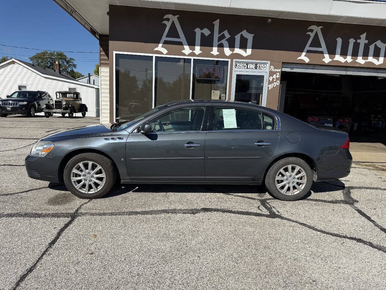 Used 2009 Buick Lucerne CXL w/ Driver Confidence Package FWD image 5