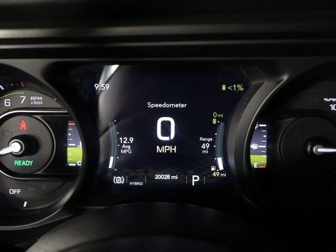 Used 2024 Jeep Wrangler Unlimited Sahara AWD/4WD image 34