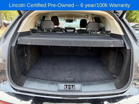 Certified 2023 Lincoln Corsair AWD w/ Rear Removable Package Tray image 22