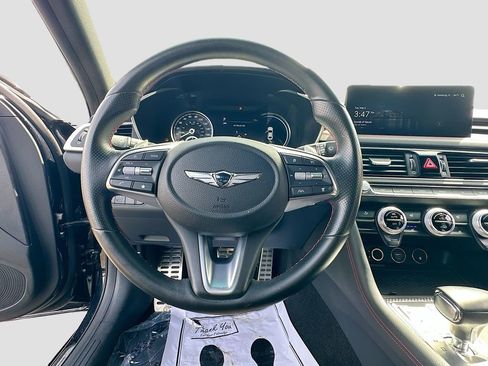 Used 2023 Genesis G70 2.0T w/ Sport Prestige Package RWD image 11