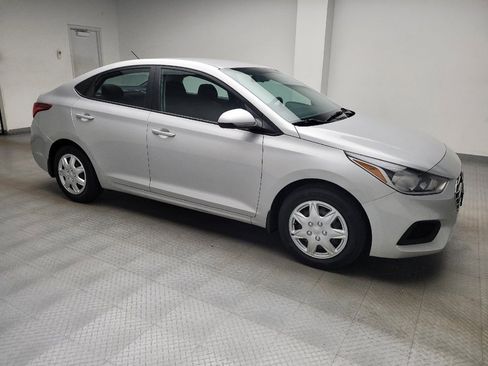 Used 2022 Hyundai Accent SE FWD image 11