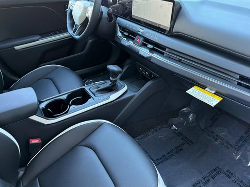 New 2026 Kia K4 EX FWD image 12
