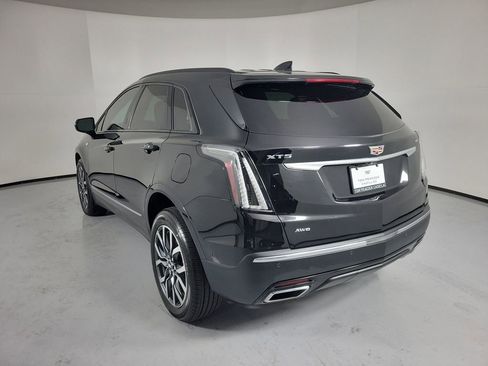 Certified 2023 Cadillac XT5 Sportv w/ Platinum Package AWD/4WD image 3