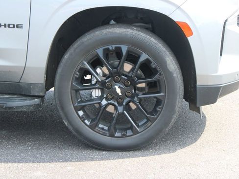 Used 2023 Chevrolet Tahoe RST w/ Luxury Package RWD image 12