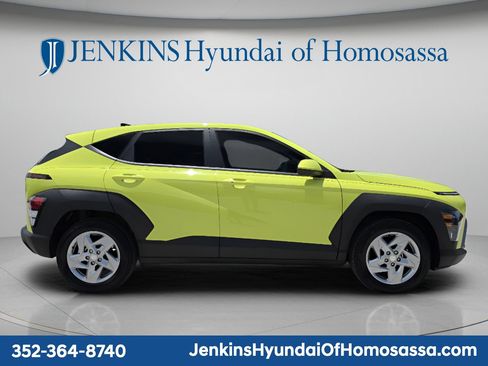 New 2026 Hyundai Kona SE FWD image 3