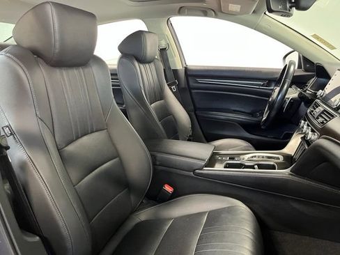 Used 2022 Honda Accord EX-L image 10