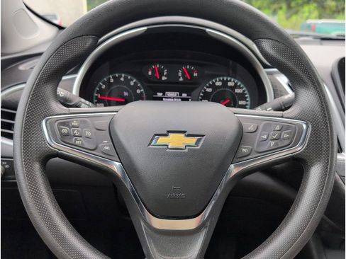 Used 2023 Chevrolet Malibu LT image 22