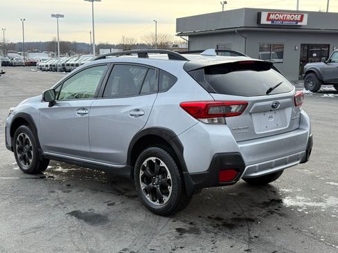Used 2023 Subaru Crosstrek 2.0i Premium image 5