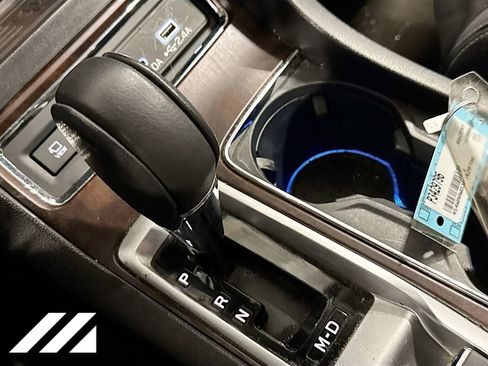 Used 2023 Subaru Ascent Touring AWD/4WD image 19