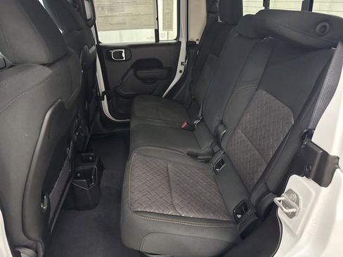 New 2025 Jeep Gladiator Mojave w/ Convenience Group image 5