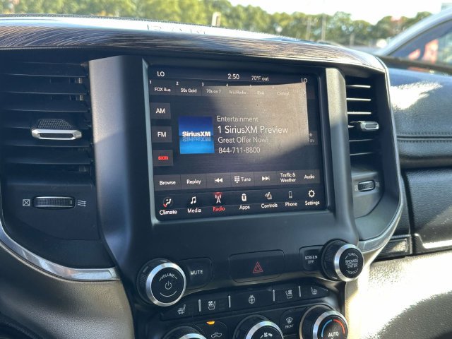 Used 2019 RAM 1500 Laramie AWD/4WD image 12
