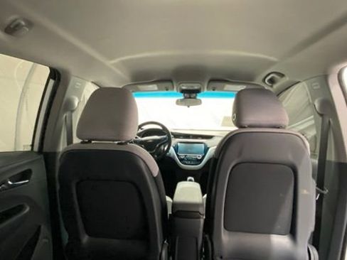 Used 2020 Chevrolet Bolt LT image 27