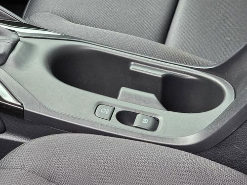 Certified 2025 Toyota Corolla LE FWD image 19