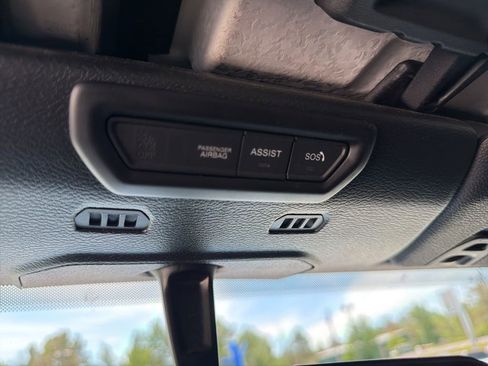 Used 2023 Jeep Wrangler Unlimited AWD/4WD image 23