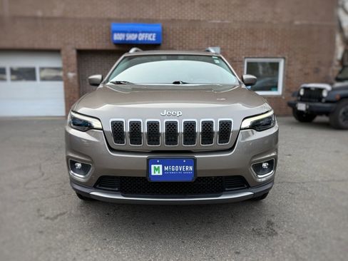 Used 2019 Jeep Cherokee Limited image 2