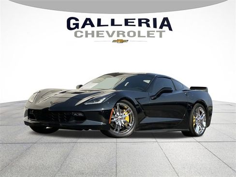 Used 2016 Chevrolet Corvette Stingray Coupe w/ 2LT Preferred Equipment Group image 2
