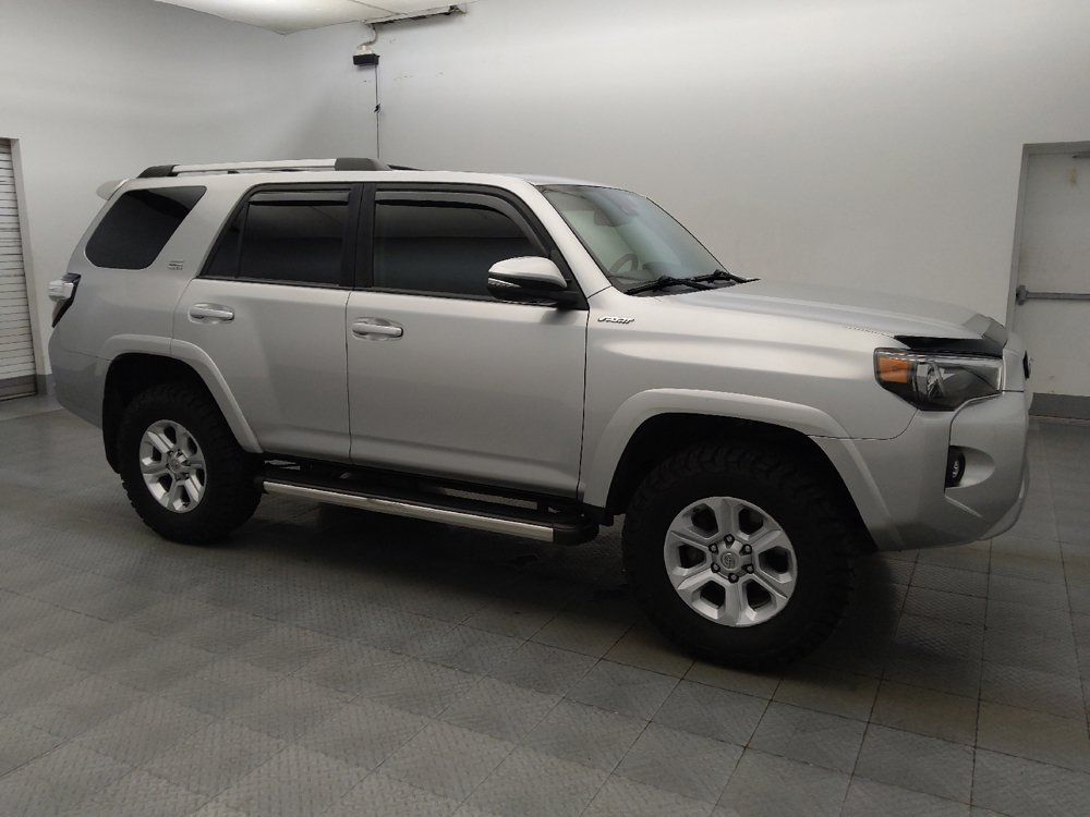 Used 2021 Toyota 4Runner SR5 Premium w/ Moonroof Package RWD image 11