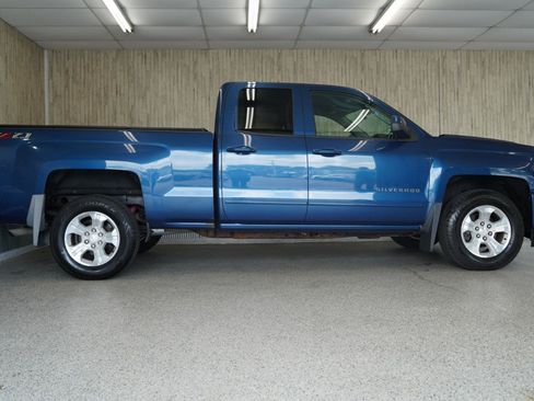 Used 2018 Chevrolet Silverado 1500 LT w/ All Star Edition AWD/4WD image 6