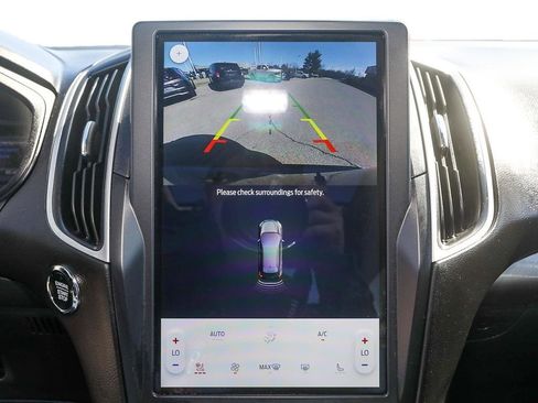 Used 2024 Ford Edge SEL w/ Convenience Package image 17